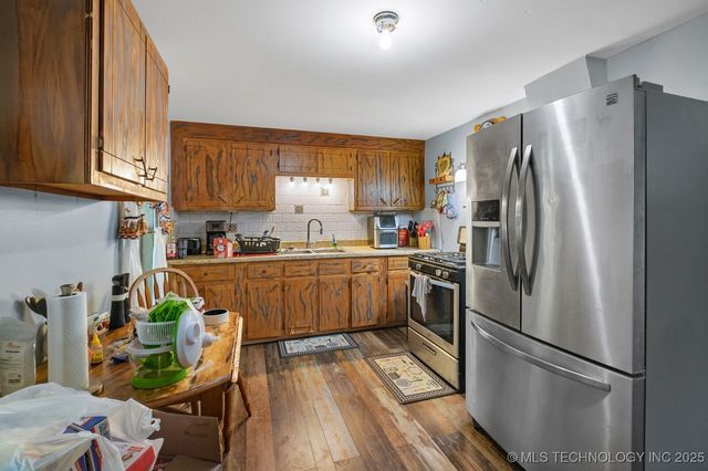321 E Delaware, Westville, OK 74965