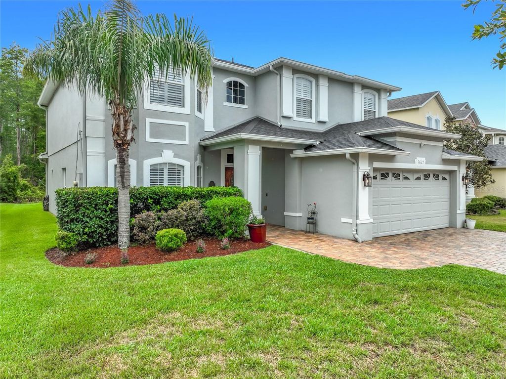 Image 2 of property listing at 2627 LAKEMOOR DRIVE, Orlando, FL 32828