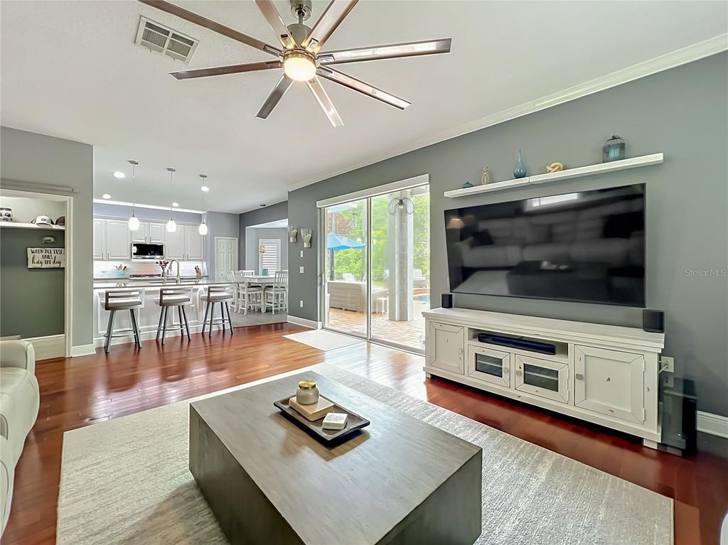 Image 38 of property listing at 2627 LAKEMOOR DRIVE, Orlando, FL 32828