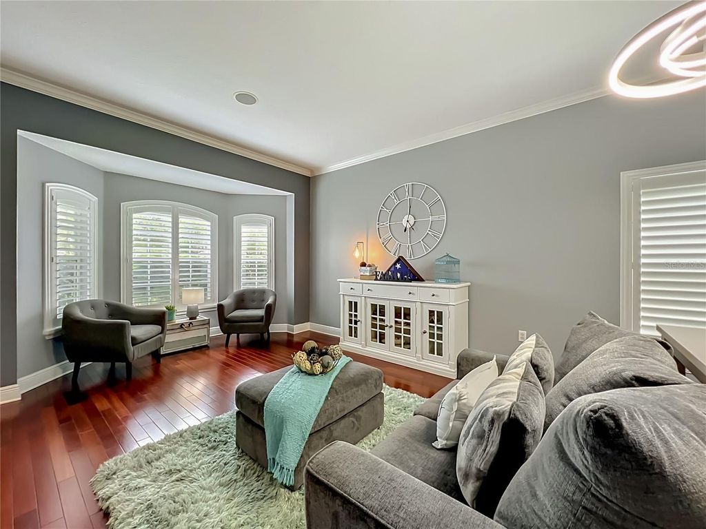 Image 10 of property listing at 2627 LAKEMOOR DRIVE, Orlando, FL 32828