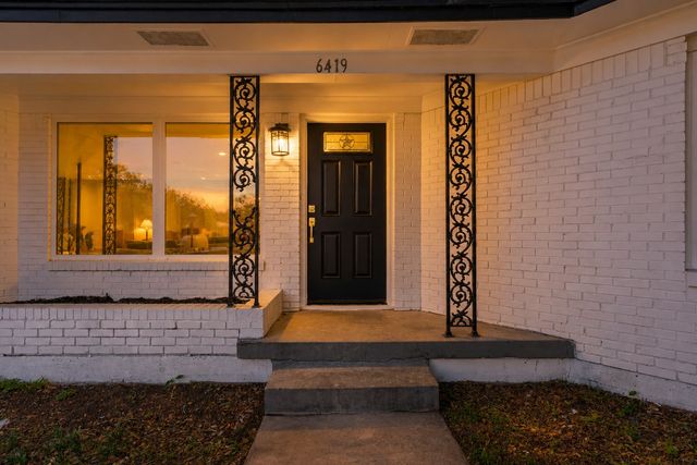 6417 Lontos Drive, Dallas, TX 75214