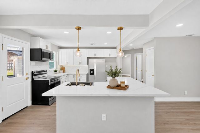 6417 Lontos Drive, Dallas, TX 75214
