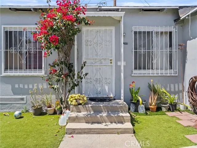 4508 E 53rd Street, Maywood, CA 90270
