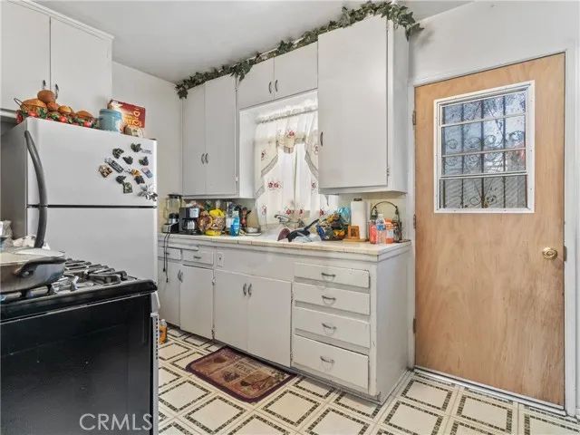 4508 E 53rd Street, Maywood, CA 90270