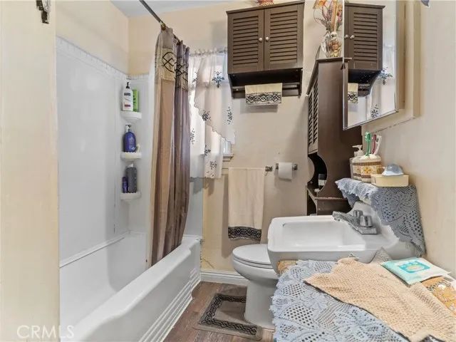4508 E 53rd Street, Maywood, CA 90270