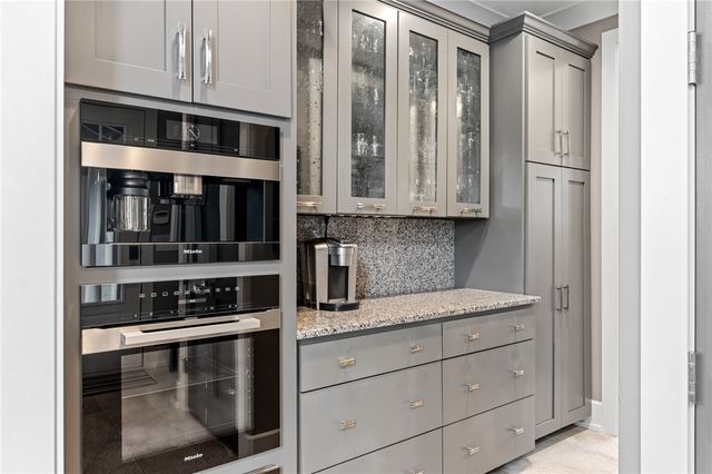 438 Winchester Lane, Sunset, SC 29685