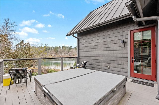 438 Winchester Lane, Sunset, SC 29685