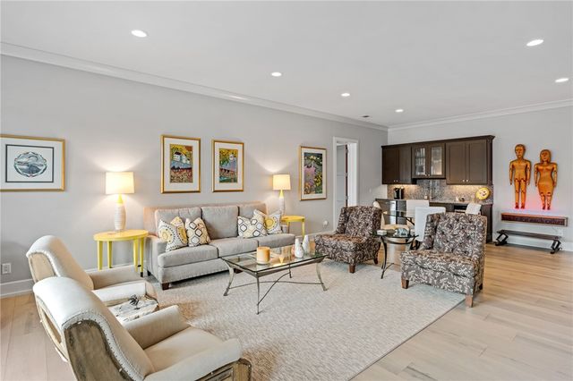 438 Winchester Lane, Sunset, SC 29685