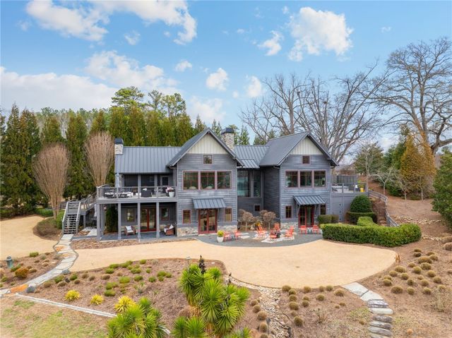 438 Winchester Lane, Sunset, SC 29685