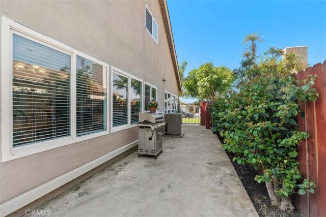 11608 Onyx, Cypress, CA 90630