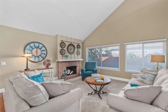11608 Onyx, Cypress, CA 90630