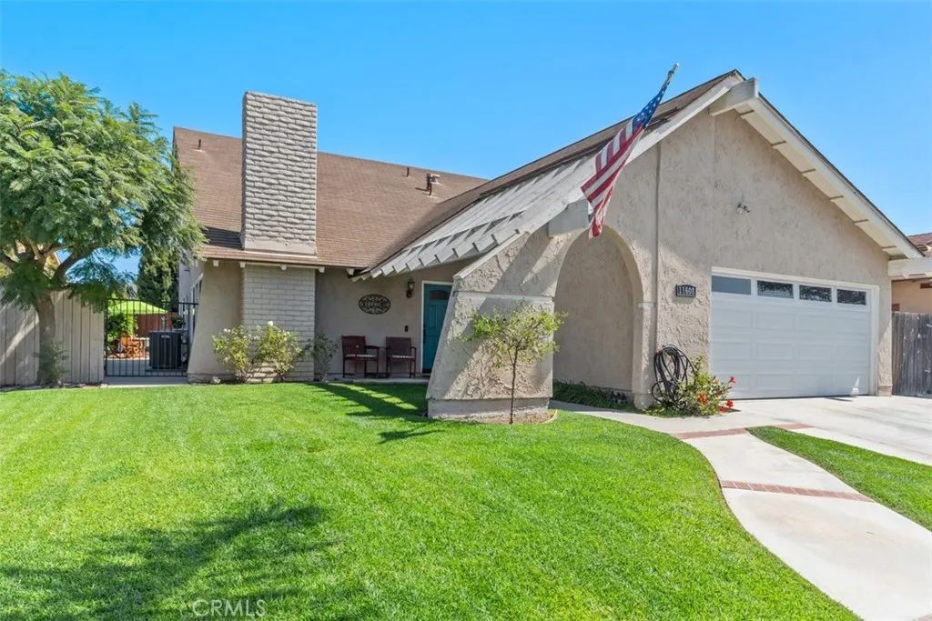 11608 Onyx, Cypress, CA 90630