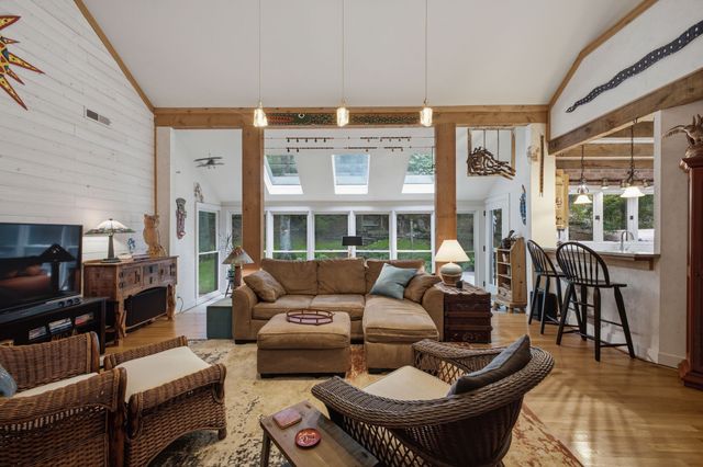 7712 Steeplechase Ct, Nashville, TN 37221