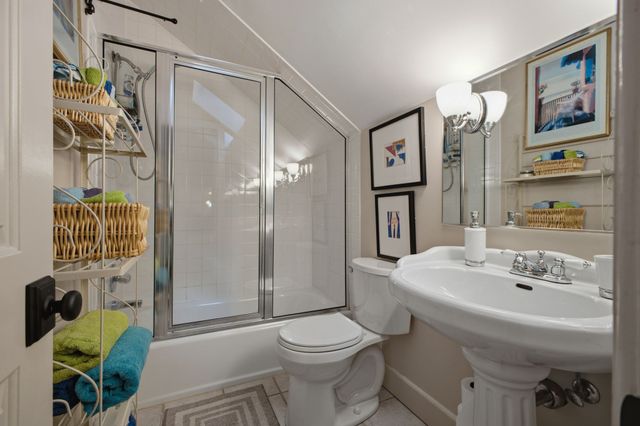 7712 Steeplechase Ct, Nashville, TN 37221