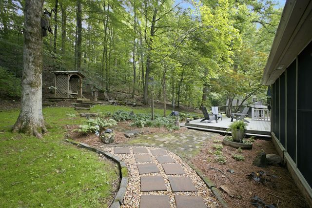 7712 Steeplechase Ct, Nashville, TN 37221