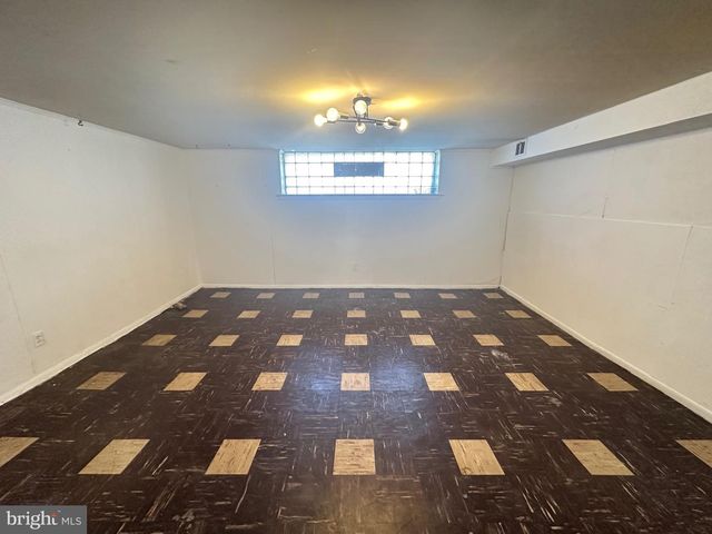 9009 REVERE ST, Philadelphia, PA 19152