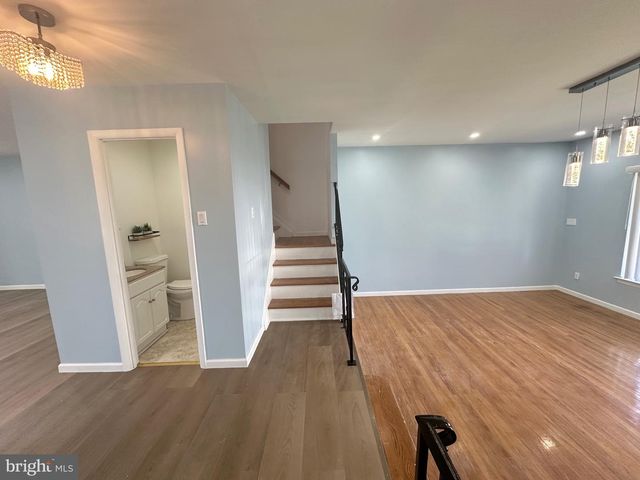 9009 REVERE ST, Philadelphia, PA 19152