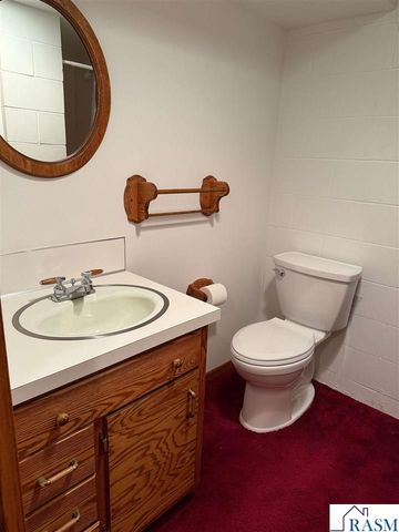 2219 Clare Drive, North Mankato, MN 56003