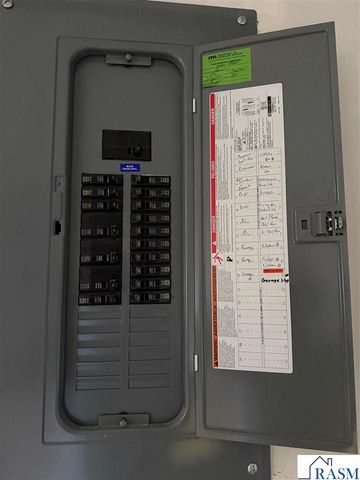 2219 Clare Drive, North Mankato, MN 56003