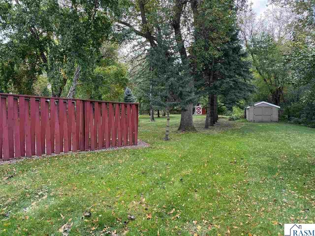 2219 Clare Drive, North Mankato, MN 56003