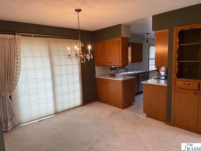 2219 Clare Drive, North Mankato, MN 56003