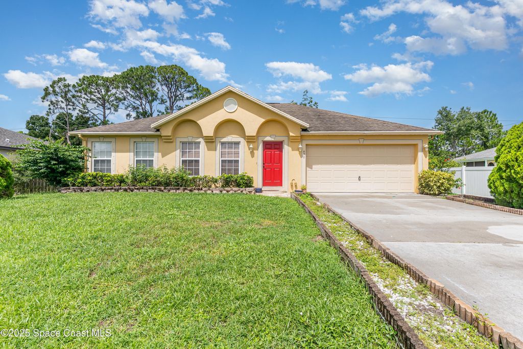 490 Consolata Avenue NW, Palm Bay, FL 32907