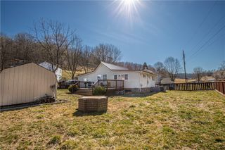 398 Sugar Run Rd, Waynsbrg/frankln Twp, PA 15370