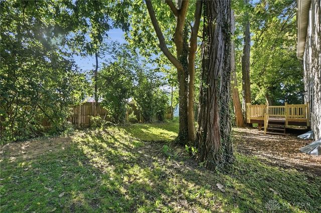 1559 Doddington Road, Kettering, OH 45409