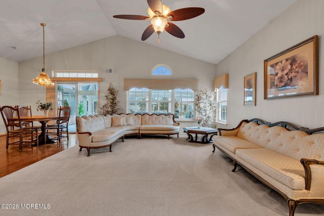 21 Trevi Court, Manchester, NJ 08759