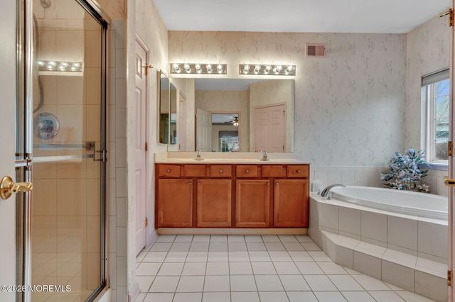 21 Trevi Court, Manchester, NJ 08759