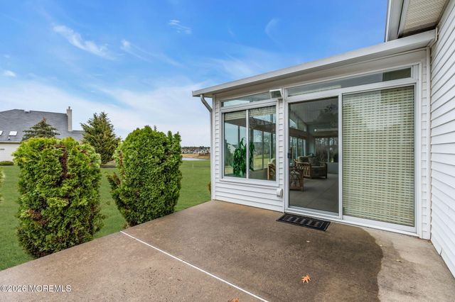 21 Trevi Court, Manchester, NJ 08759