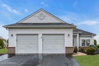 21 Trevi Court, Manchester, NJ 08759