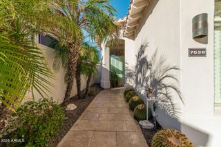 7538 E TUCKEY Lane, Scottsdale, AZ 85250