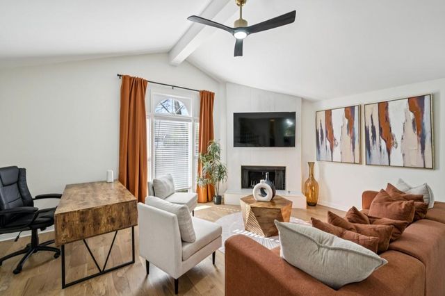 1810 Fairoaks Place, Decatur, GA 30033