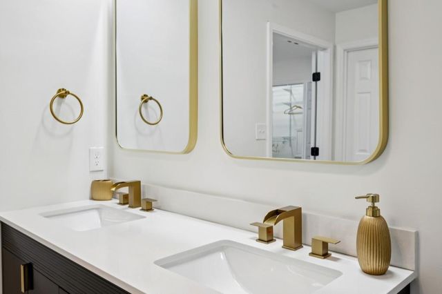 1810 Fairoaks Place, Decatur, GA 30033