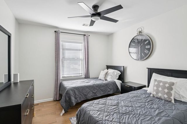 1810 Fairoaks Place, Decatur, GA 30033