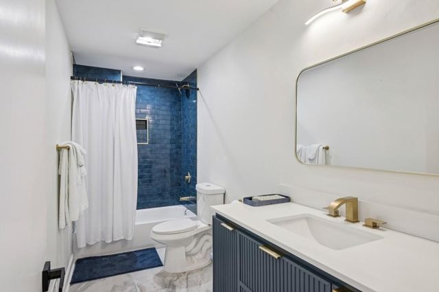 1810 Fairoaks Place, Decatur, GA 30033