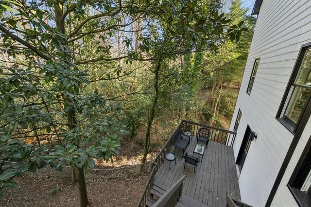 1810 Fairoaks Place, Decatur, GA 30033