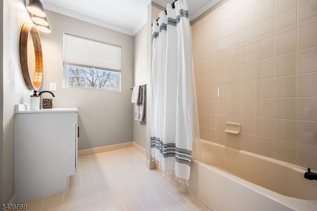 31 Angela Way, Berkeley Heights Twp., NJ 07922