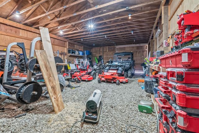 10001 Pioneer Road, Osseo, MI 49266