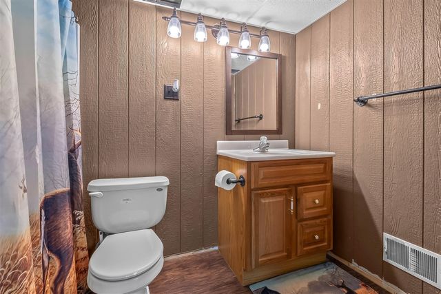 10001 Pioneer Road, Osseo, MI 49266