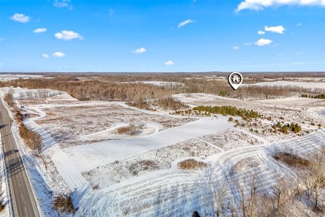 10001 Pioneer Road, Osseo, MI 49266