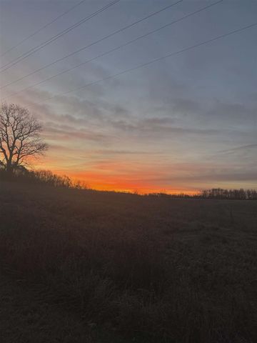 10001 Pioneer Road, Osseo, MI 49266