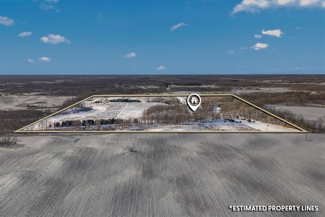 10001 Pioneer Road, Osseo, MI 49266