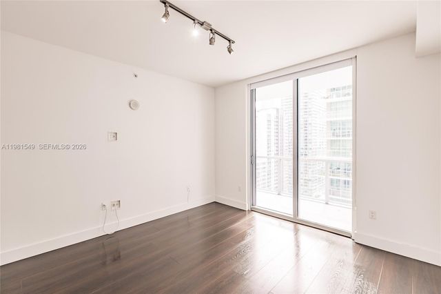 1111 SW 1st Ave 3216-N, Miami, FL 33130