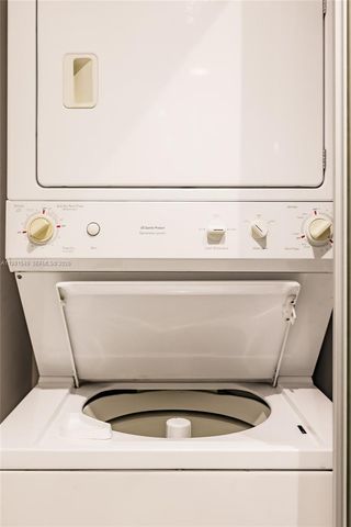 1111 SW 1st Ave 3216-N, Miami, FL 33130