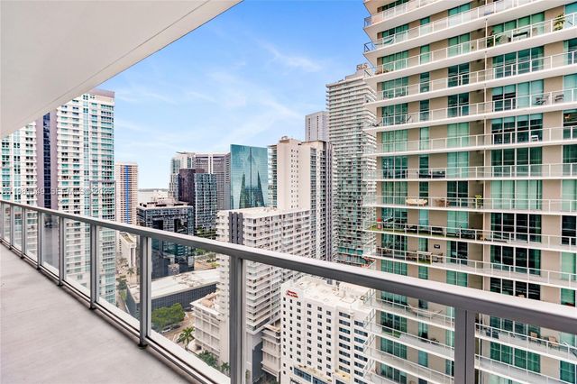 1111 SW 1st Ave 3216-N, Miami, FL 33130