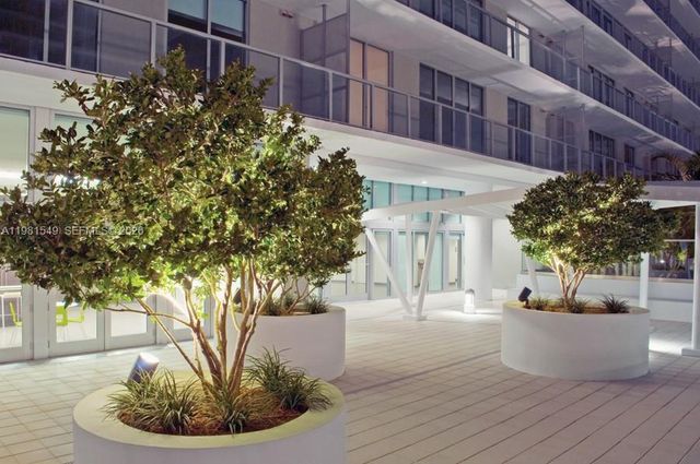 1111 SW 1st Ave 3216-N, Miami, FL 33130