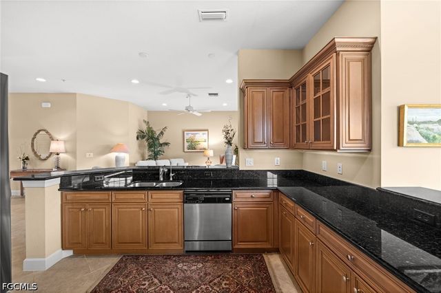 10391 Glastonbury CIR 202, Fort Myers, FL 33913