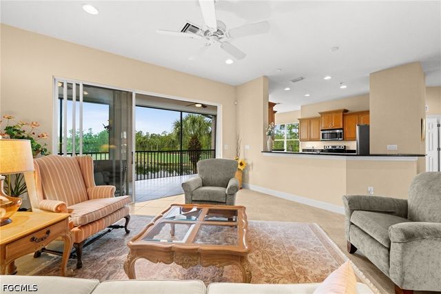 10391 Glastonbury CIR 202, Fort Myers, FL 33913